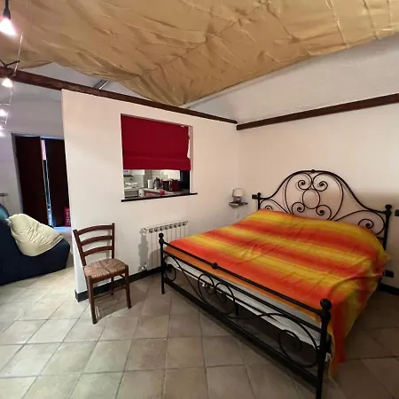 Liguria Holidays- La Casa Della Robby